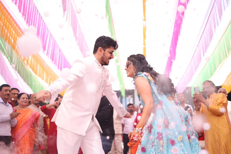 Suchita & Jay — Carnival